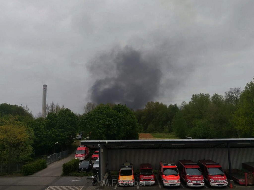 Feuer 4 Bergisch Gladbach Gronau Am Kuhlerbusch P001.jpg